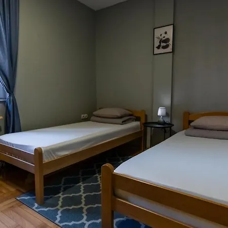 شقة Fenix - Free Private Parking-fast Wi-fi نوفي ساد