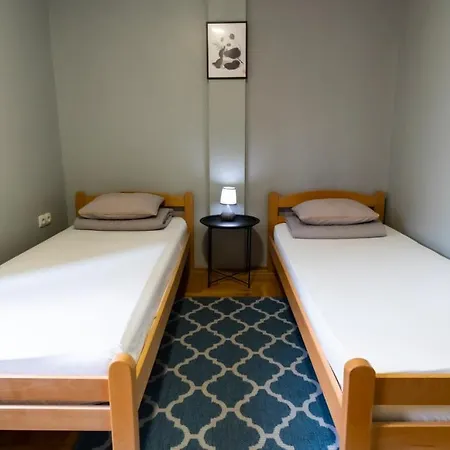 Apartment Fenix - Free Private Parking-fast Wi-fi